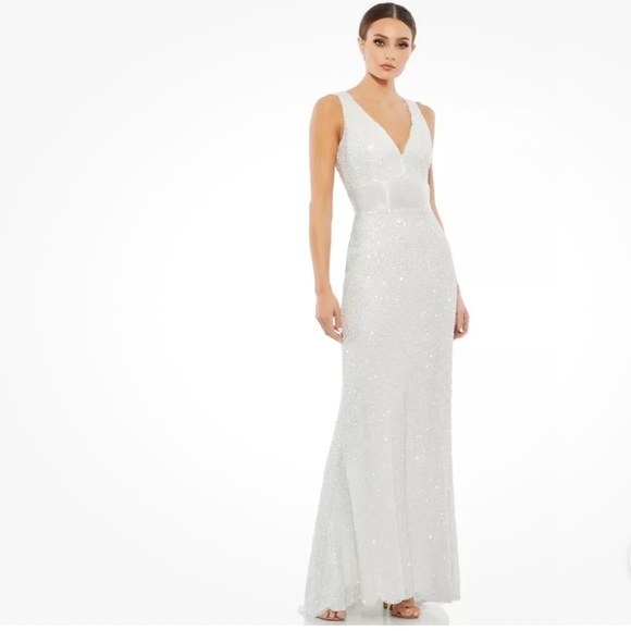Mac Duggal White Scalloped Neckline Sequin Beaded Evening Gown - NWT! - Picture 4 of 16